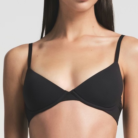 NWT Skims Fits Everybody Scoop Plunge Bra - Picture 2 of 3